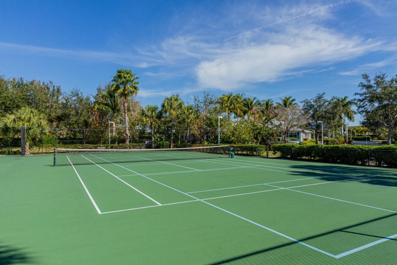 Greenlinks At Lely Luxury White Orchid Fully Renovated Modern 1St Floor 3Bdr Golf Resort Villa North North Naples المظهر الخارجي الصورة
